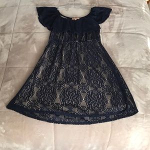 Off shoulder maternity dress